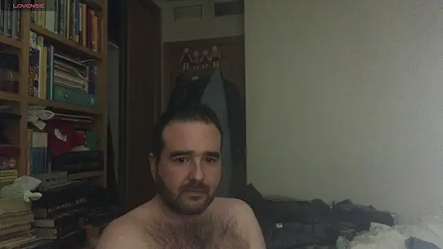 curiosillo83 online show from 9, 3, 2025