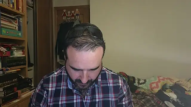 curiosillo83 online show from 12, 11, 2025