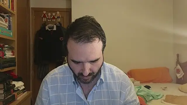 Snapshot of curiosillo83 chatting on 12, 6, 2026 curiosillo83 online show from 12, 6, 2026