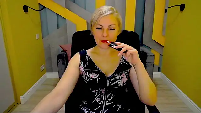 Snapshot of Candy_Long chatting on 3, 12, 2024 Candy Long online show from 3, 12, 2024