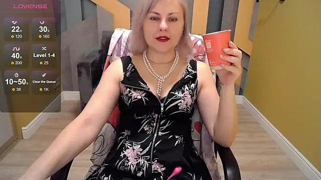 Snapshot of Candy_Long chatting on 2, 1, 2025 Candy Long online show from 2, 1, 2025