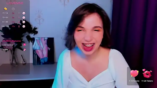 KindHazelHere  online show from 21, 10, 2025