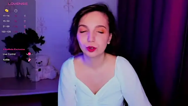 KindHazelHere  online show from 20, 11, 2025