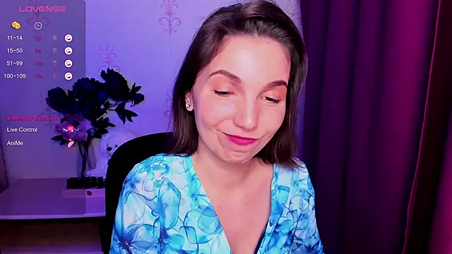 KindHazelHere  online show from 19, 2, 2026