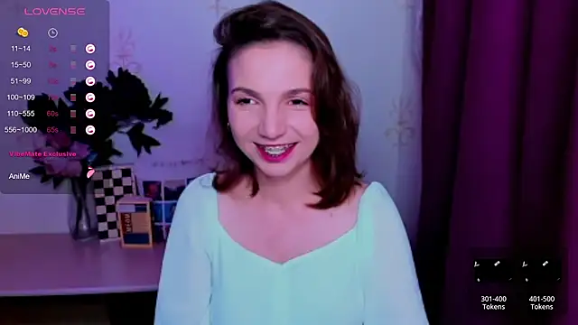 Snapshot of KindHazelHere_ chatting on 15, 7, 2026 KindHazelHere online show from 15, 7, 2026