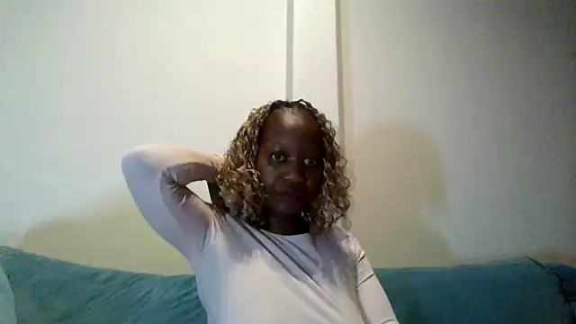 Snapshot of Hardnipples8 chatting on 4, 5, 2026 Hardnipples8 online show from 4, 5, 2026