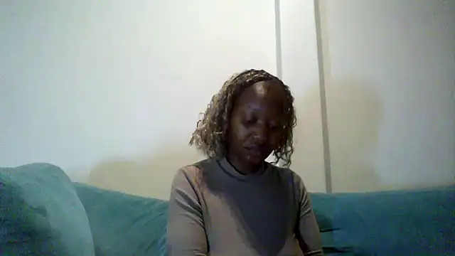 Snapshot of Hardnipples8 chatting on 6, 5, 2026 Hardnipples8 online show from 6, 5, 2026