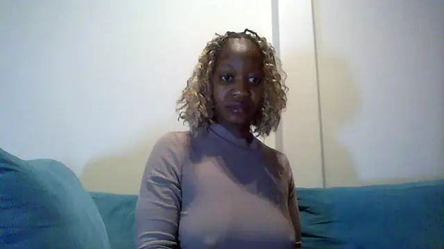 Snapshot of Hardnipples8 chatting on 14, 5, 2026 Hardnipples8 online show from 14, 5, 2026