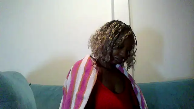 Snapshot of Hardnipples8 chatting on 18, 5, 2026 Hardnipples8 online show from 18, 5, 2026