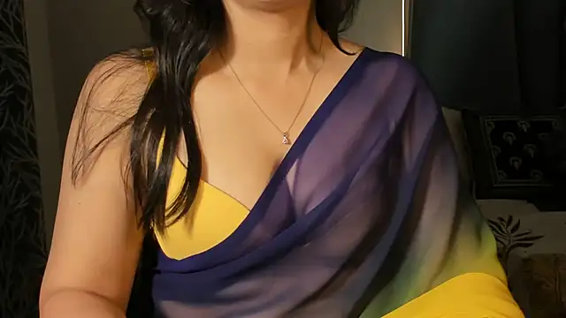 Snapshot of Divyani chatting on 7, 7, 2026 Divyani online show from 7, 7, 2026