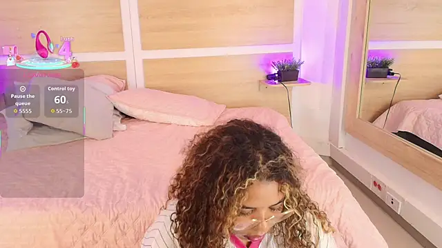  nickypurple  online show from 19, 10, 2025