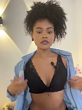 Snapshot of ShadayCarmell chatting on 7, 10, 2025 ShadayCarmell online show from 7, 10, 2025