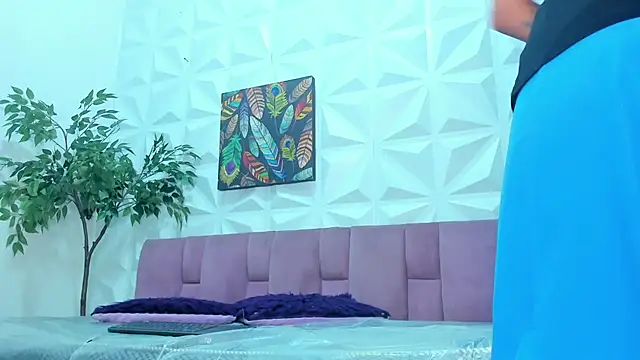 Hellen Sky online show from 27, 2, 2025