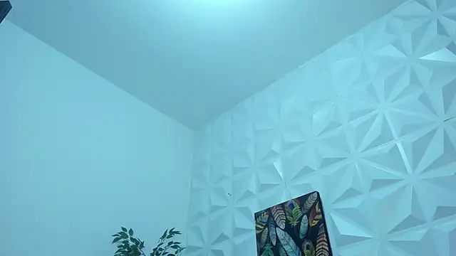 Hellen Sky online show from 15, 3, 2025