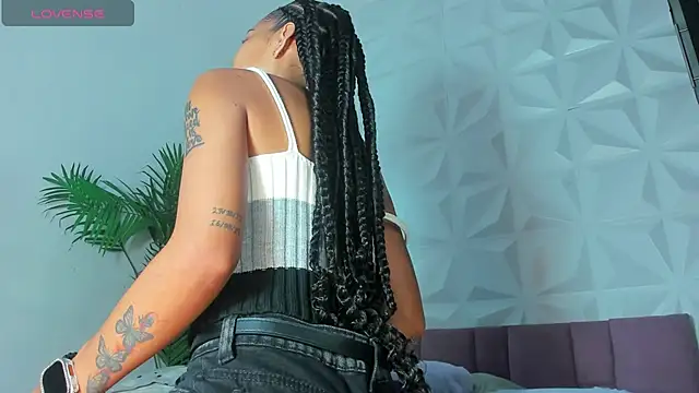 Hellen Sky online show from 23, 9, 2025