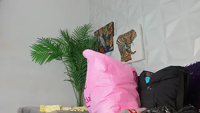 Snapshot of Hellen_Sky chatting on 11, 6, 2026 Hellen Sky online show from 11, 6, 2026