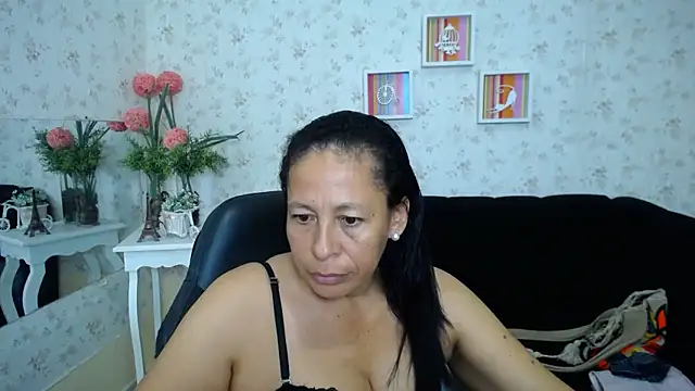 Snapshot of mature_martina chatting on 18, 2, 2025 mature martina online show from 18, 2, 2025