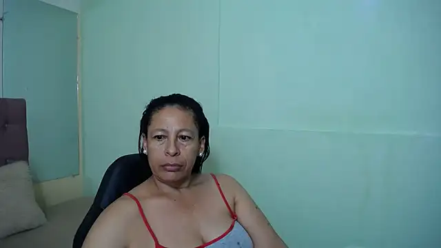Snapshot of mature_martina chatting on 1, 3, 2025 mature martina online show from 1, 3, 2025