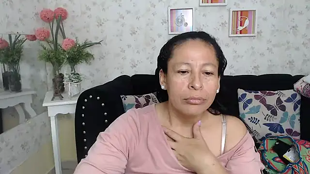 Snapshot of mature_martina chatting on 13, 3, 2025 mature martina online show from 13, 3, 2025
