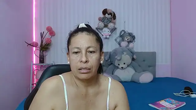 mature martina online show from 24, 5, 2026