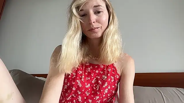 Snapshot of ivankai_ chatting on 15, 12, 2025 ivankai online show from 15, 12, 2025