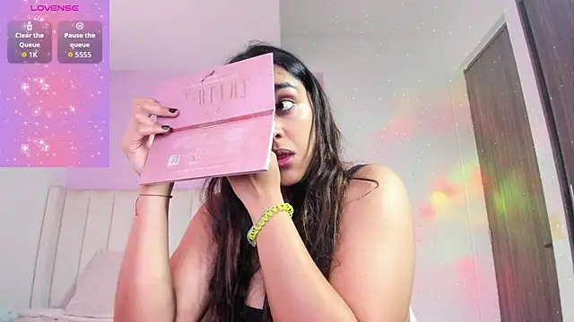 Mhia palmer online show from 10, 9, 2025