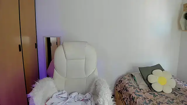 bigbooty-30 online show from 8, 3, 2025