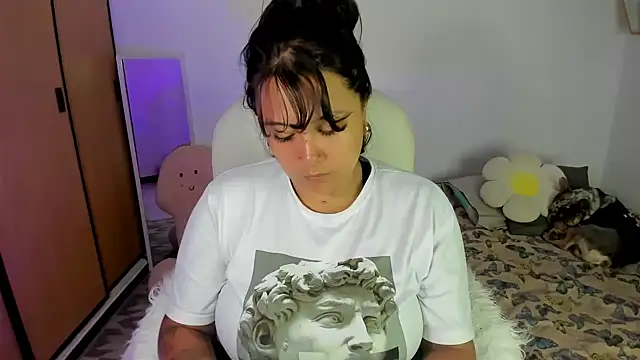 bigbooty-30 online show from 13, 3, 2025