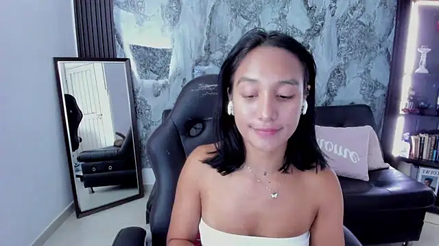 Snapshot of Nanami_19 chatting on 27, 2, 2026 Nanami 19 online show from 27, 2, 2026