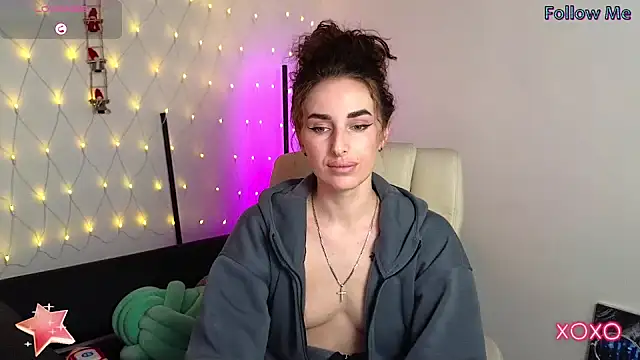 xx adrihanna xx online show from 7, 2, 2025