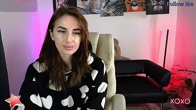 xx adrihanna xx online show from 4, 3, 2025