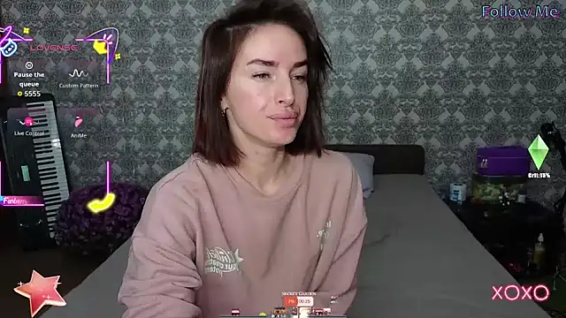 xx adrihanna xx online show from 17, 10, 2025