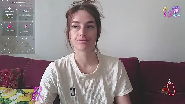 xx adrihanna xx online show from 9, 4, 2026