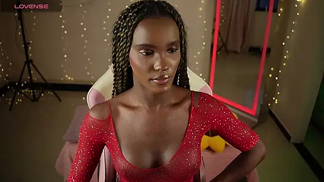 LuanaRisque online show from 16, 4, 2026