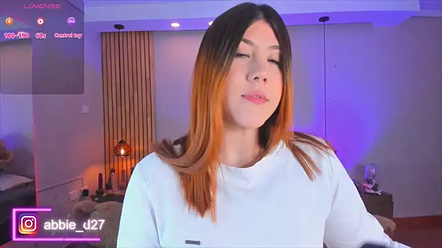 AbbieEdmond online show from 25, 10, 2025