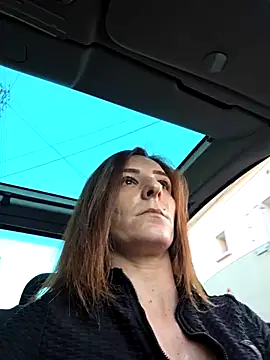 Snapshot of Ladykimberly_XOXO chatting on 2, 12, 2025 Ladykimberly XOXO online show from 2, 12, 2025