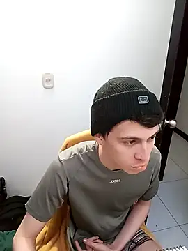 Snapshot of Norehg chatting on 19, 3, 2025 Norehg online show from 19, 3, 2025