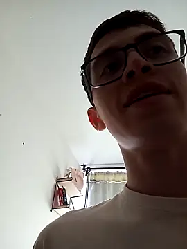 Snapshot of Norehg chatting on 21, 3, 2025 Norehg online show from 21, 3, 2025