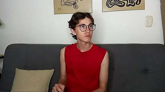 Snapshot of Norehg chatting on 14, 9, 2025 Norehg online show from 14, 9, 2025