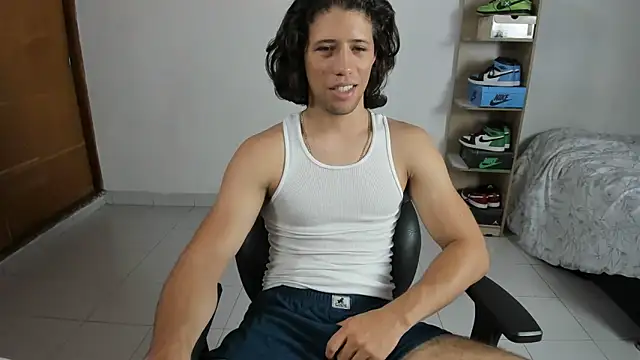 imtonny19 online show from 13, 2, 2025