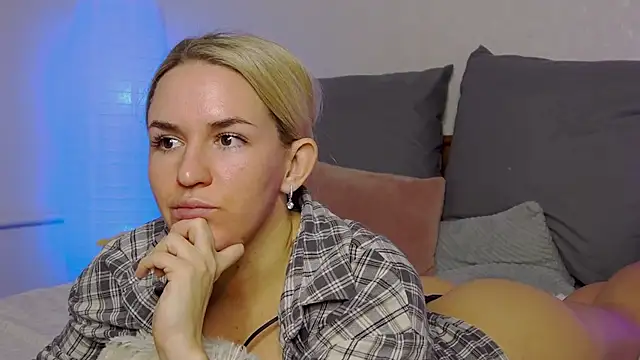 SofiJames online show from 29, 12, 2024