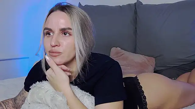 SofiJames online show from 26, 11, 2025