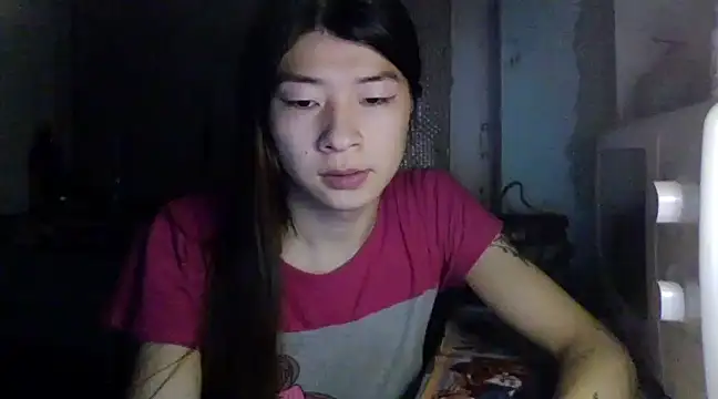 CarlyJoy online show from 18, 2, 2025