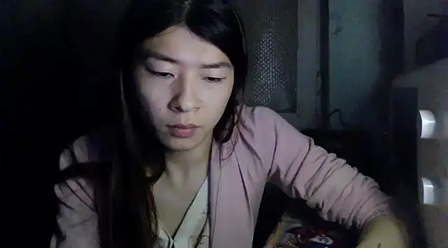 CarlyJoy online show from 18, 2, 2025