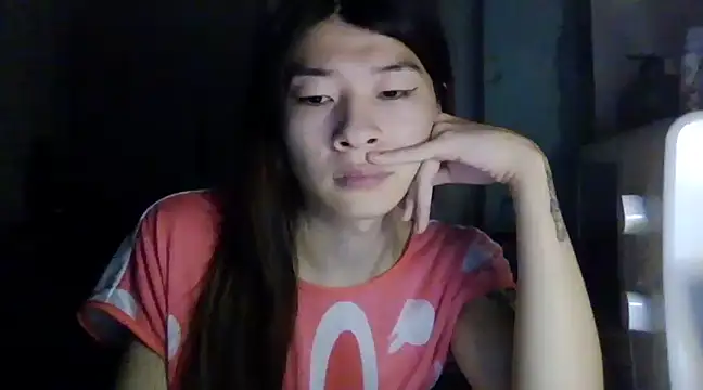 CarlyJoy online show from 28, 2, 2025