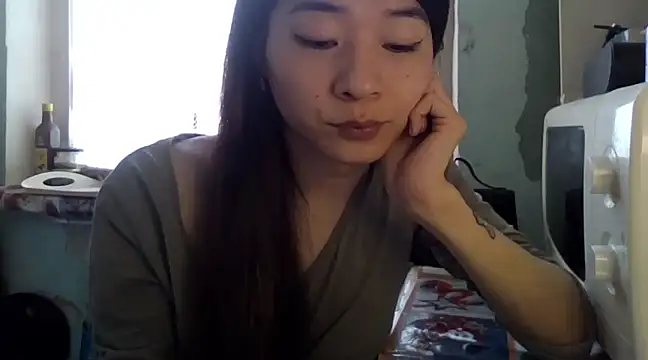 CarlyJoy online show from 1, 3, 2025