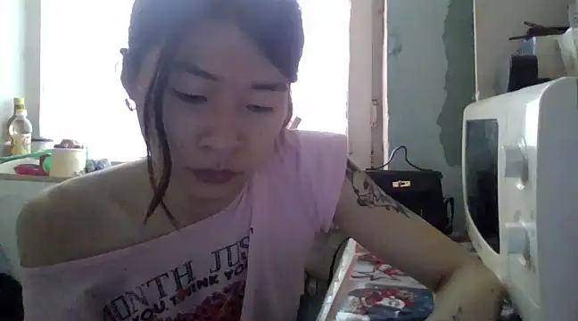 CarlyJoy online show from 22, 3, 2025