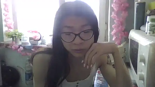 CarlyJoy online show from 16, 9, 2025