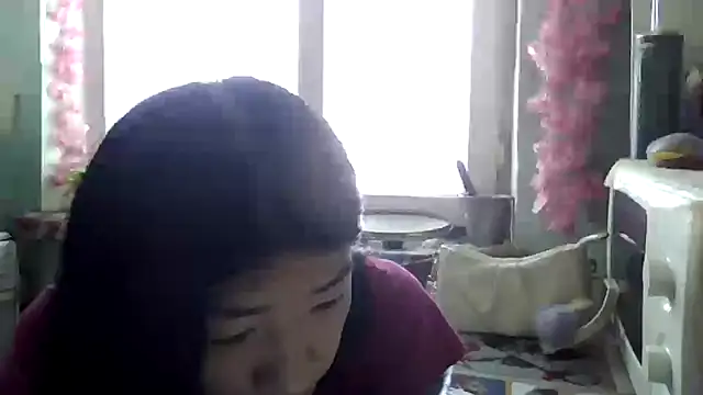 CarlyJoy online show from 14, 10, 2025