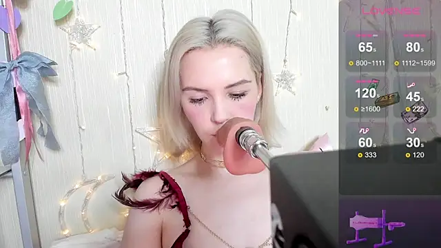 Kaya Devis online show from 11, 1, 2026